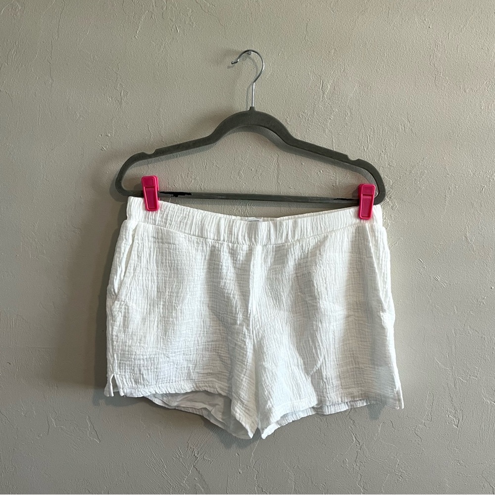 Barefoot Dreams Malibu Collection White Cotton Gauze Shorts Size Medium